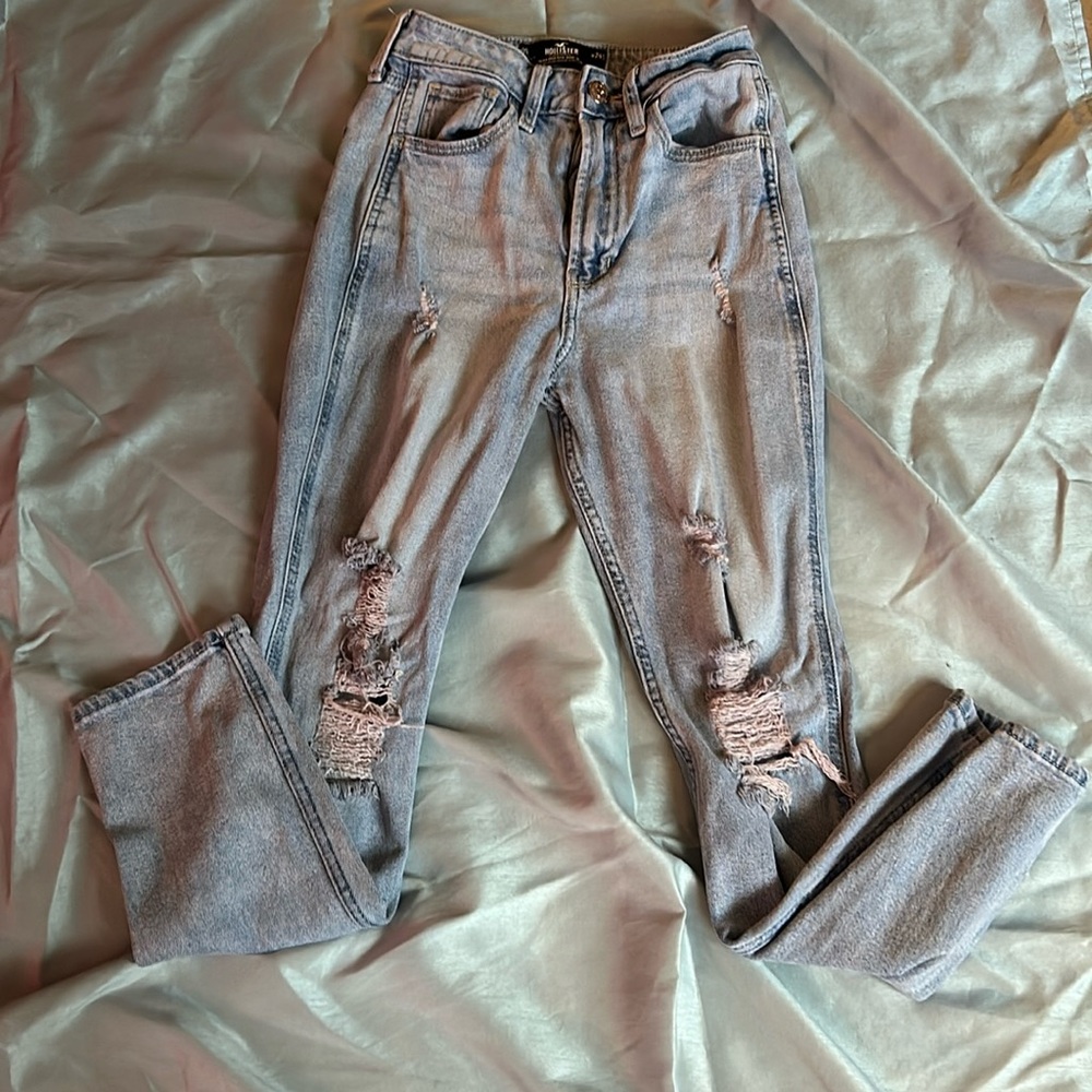 Hollister light wash pants.